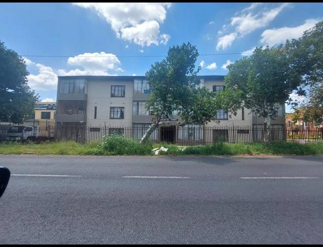 1 BEDROOM APARTMENT FOR SALE IN PRETORIA WEST